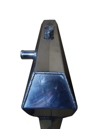 RADIADOR AGUA  F1000 F2000 F4000 MWM 1972 A 1991 BRASADO POLIDO