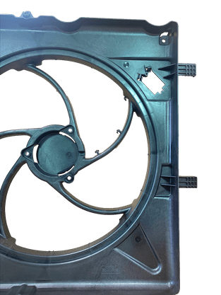 DEFLETOR DO RADIADOR GM S10 2.4 16V COM AR CONDICIONADO - 2013 ACIMA - SISTEMA DELPHI