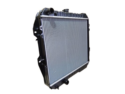 Radiador toyota hilux 2.4 2.8 1993 a 2001