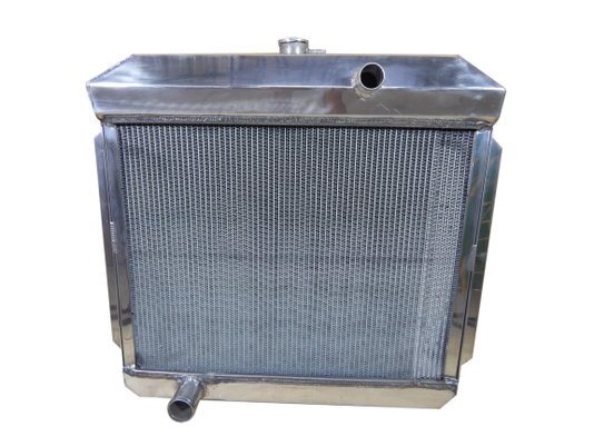 RADIADOR AGUA  F1000 F2000 F4000 MWM 1972 A 1991 BRASADO POLIDO
