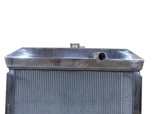 RADIADOR AGUA  F1000 F2000 F4000 MWM 1972 A 1991 BRASADO POLIDO