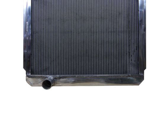 RADIADOR AGUA  F1000 F2000 F4000 MWM 1972 A 1991 BRASADO POLIDO