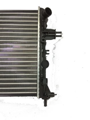 RADIADOR AGUA ASTRA - 1999 ACIMA - ZAFIRA / VECTRA - 1999 A 2009