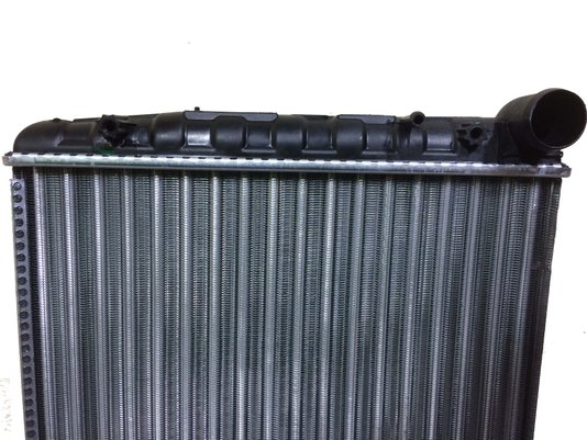 RADIADOR AGUA VW GOL / PARATI / SAVEIRO MI 1.0 8 /16V GII / GII / GIV MOTOR AT - 1997 A 2008