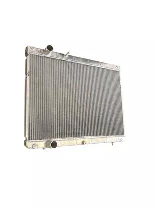 Radiador Aluminio Tracker 2.0 Diesel Manual 2000 até 2008 BRASADO S/ Tampa