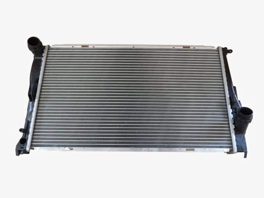 RADIADOR BMW 335 3.0 ANO 2008 2009 ACIMA