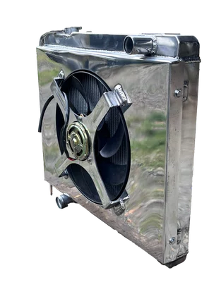 RADIADOR DE AGUA FORD LANDAU COM DEFLETOR E GMV POLIDO