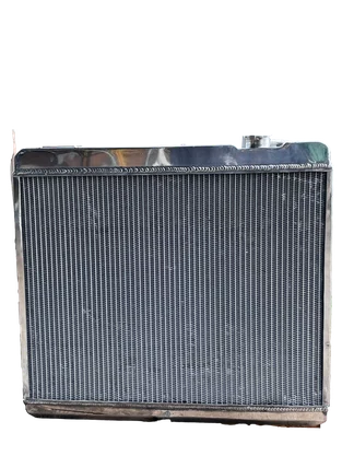RADIADOR DE AGUA FORD LANDAU COM DEFLETOR E GMV POLIDO