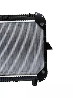 Radiador De Agua Mercedes Benz 1215 99 05 4.3 610 3.8 84 89 Preto