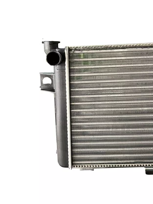 RADIADOR FORD PAMPA DELREY CORCEL 2 1.6CHT 82 ATÉ 89 S AC