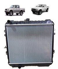 Radiador toyota hilux 2.4 2.8 1993 a 2001