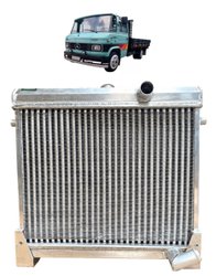 RADIADOR AGUA  MB 608D MB 708 DE 1981 ATÉ 1989 ALUMINIO